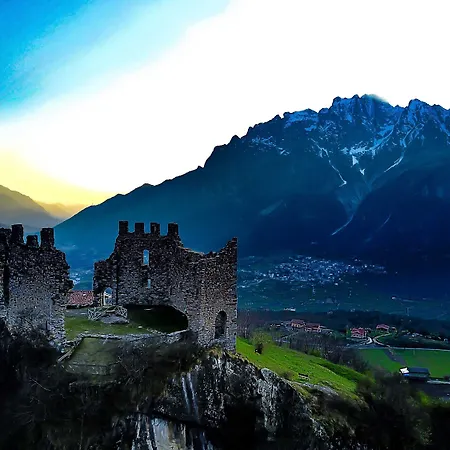 فندق مبيت وإفطار Castello Cimbergo