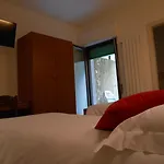 Castello Bed and Breakfast 3*
